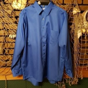 Geoffrey BEENE regular fit shirt. Size 17 34/35